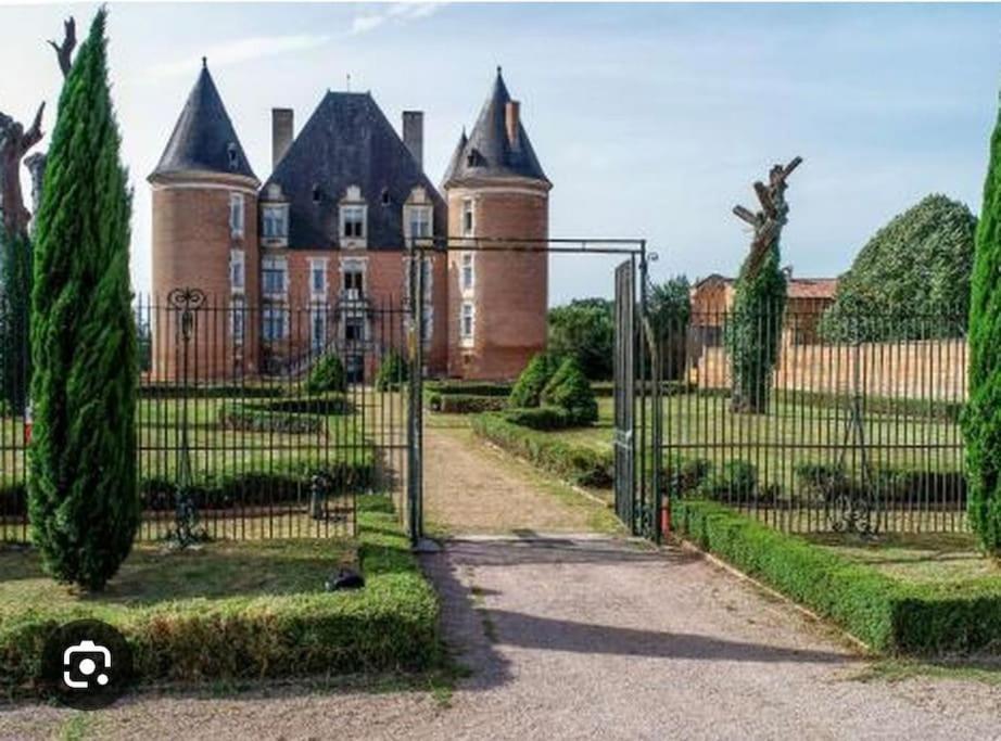 Villa Maison A Elix Le Chateau *